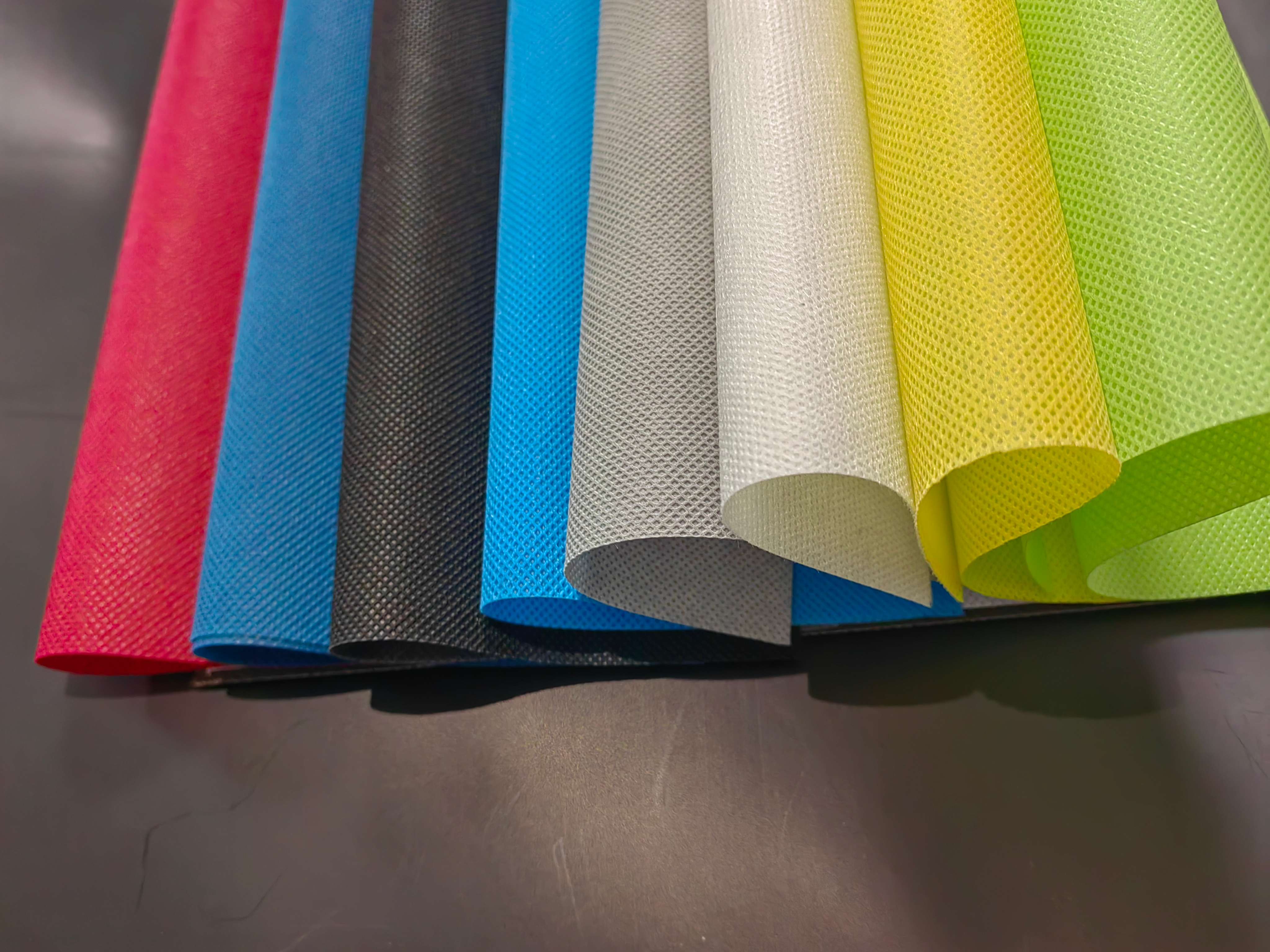Anti slip film-PP Fabric (1)